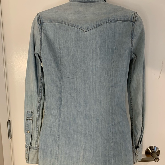 Levi’s Jean shirt XS - Picture 3 of 5